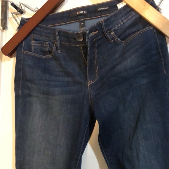 Skinny jeans, barely worn - Picture 3 of 6